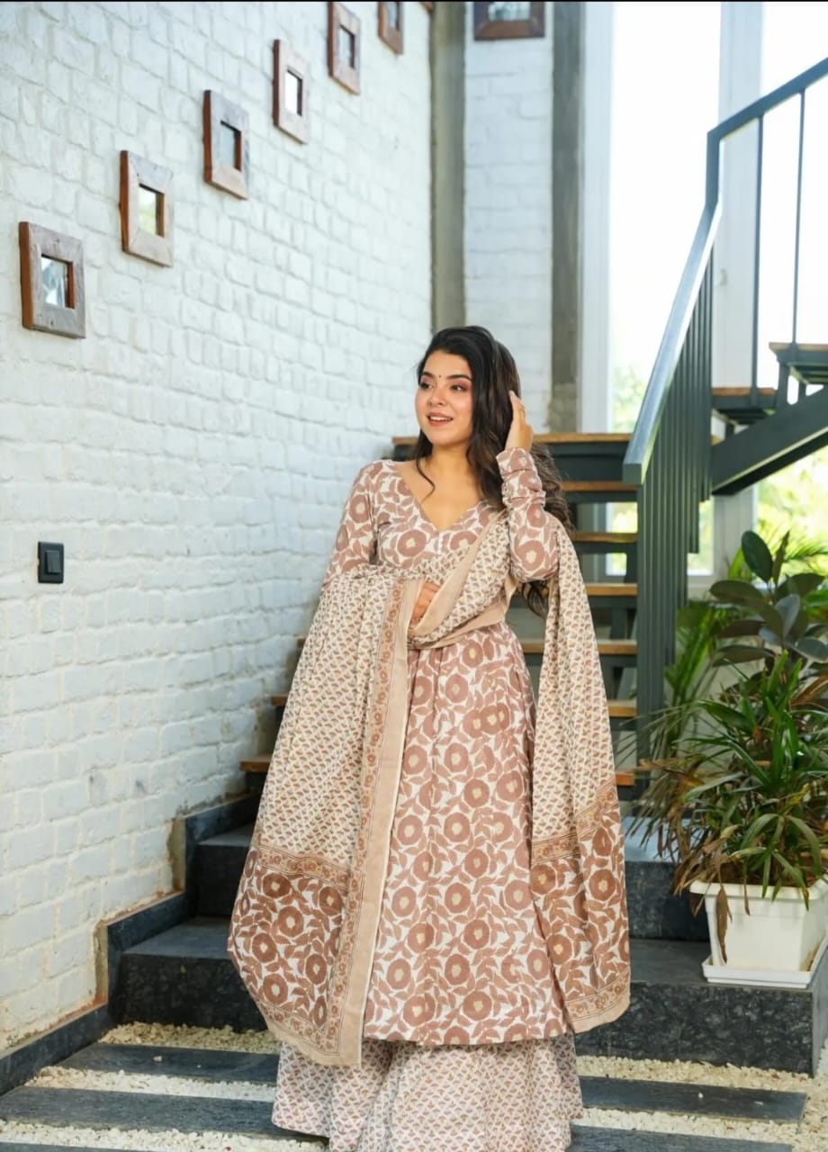 Rusty Anarkali suit