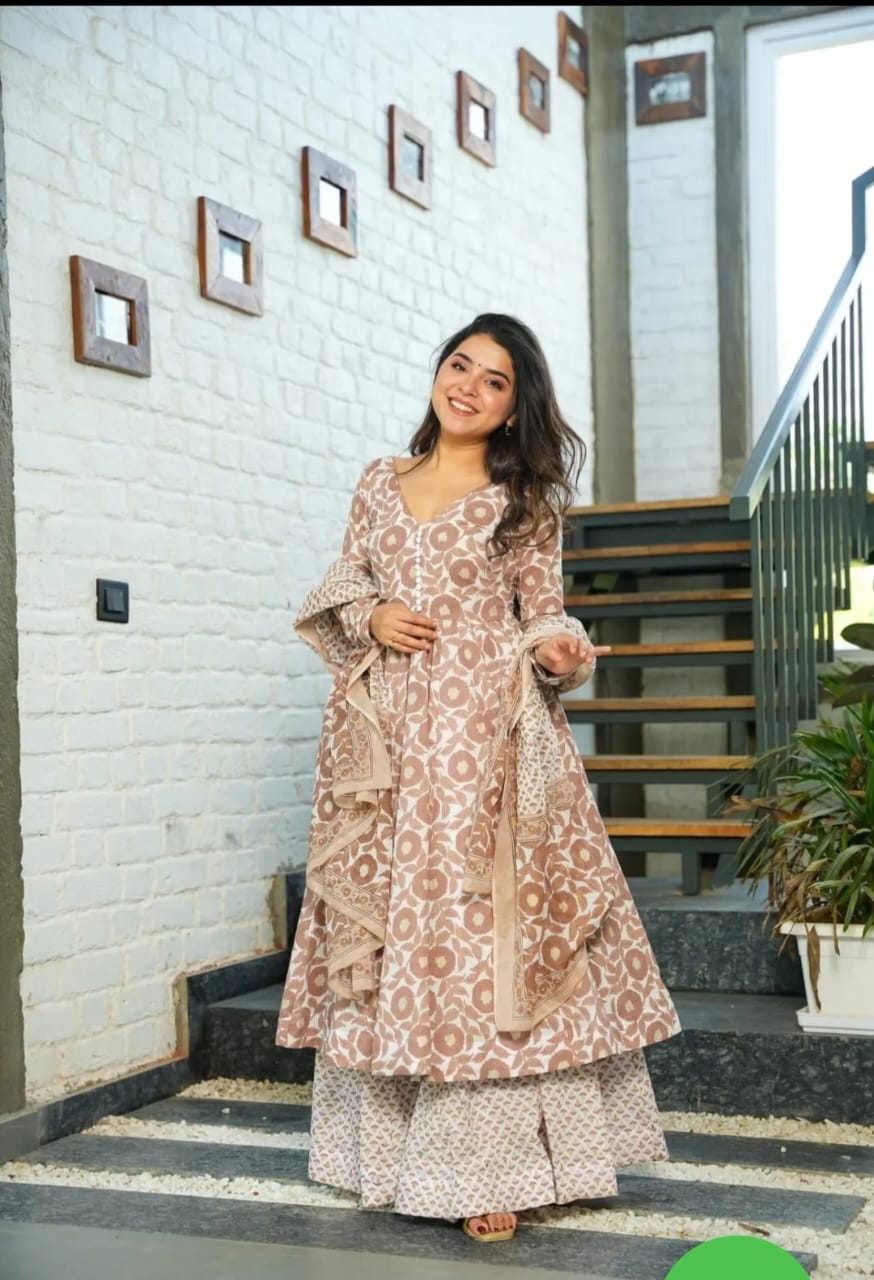 Rusty Anarkali suit