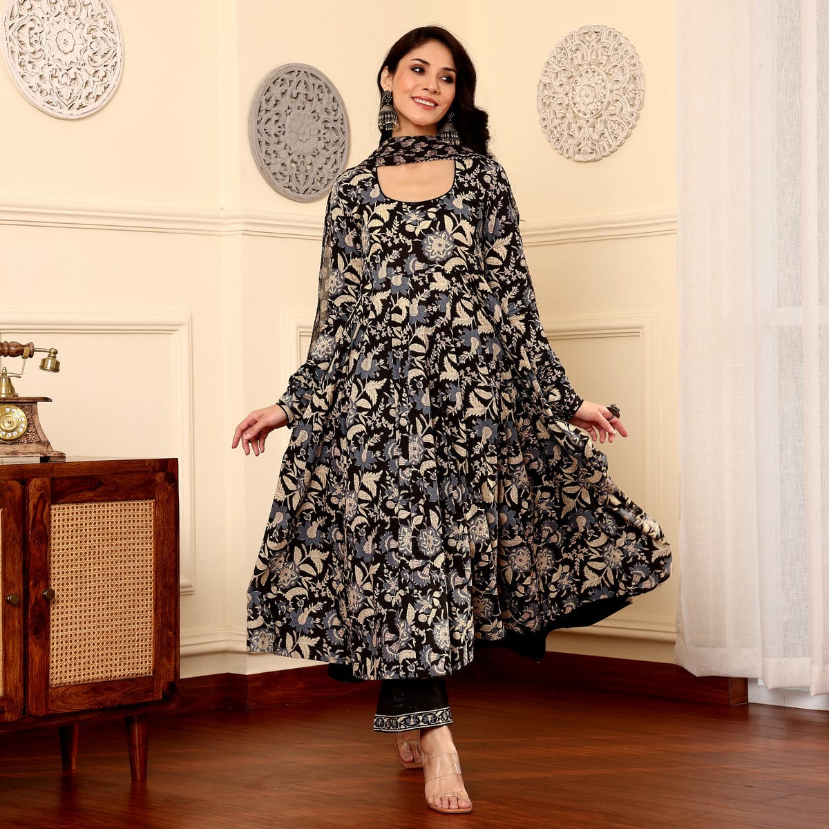 Black Anarkali Suit