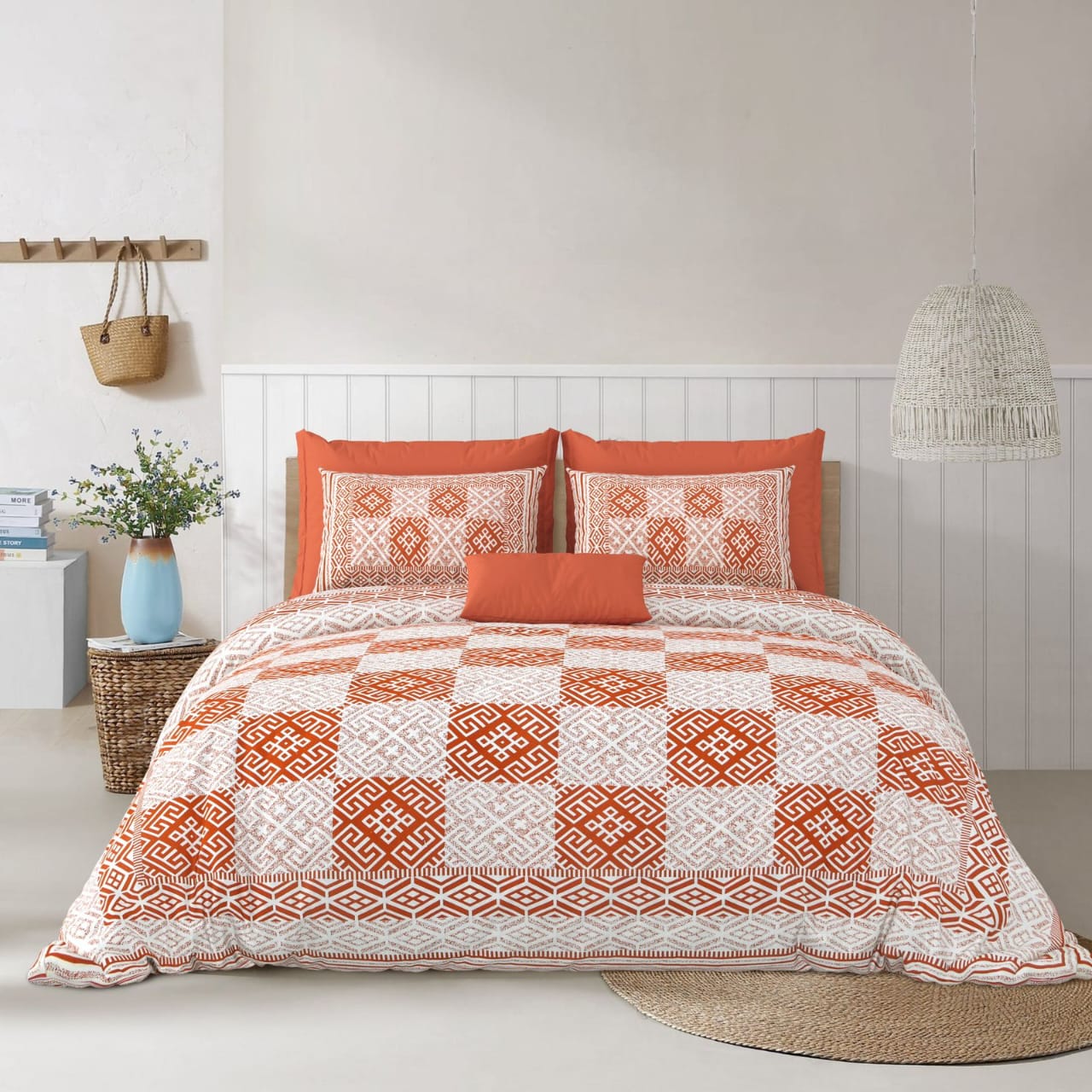 Rusty and White Cotton Bedsheet